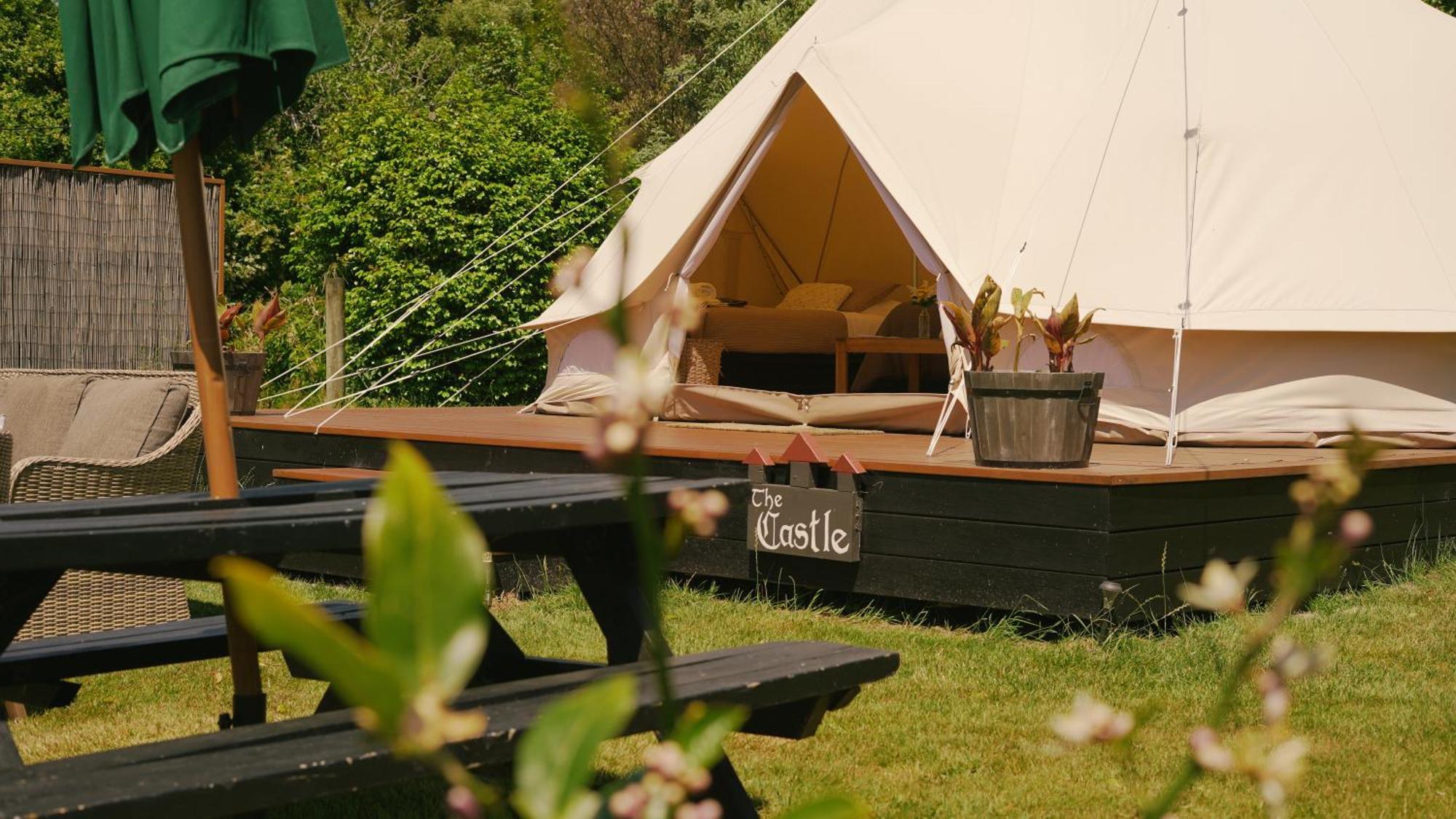 The Barn Cabins & Camp Marahau Exterior foto